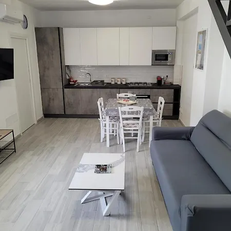 Cozy Corner Forio Apartman